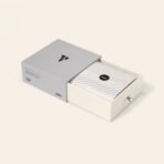 Hard cardboard gift box 3